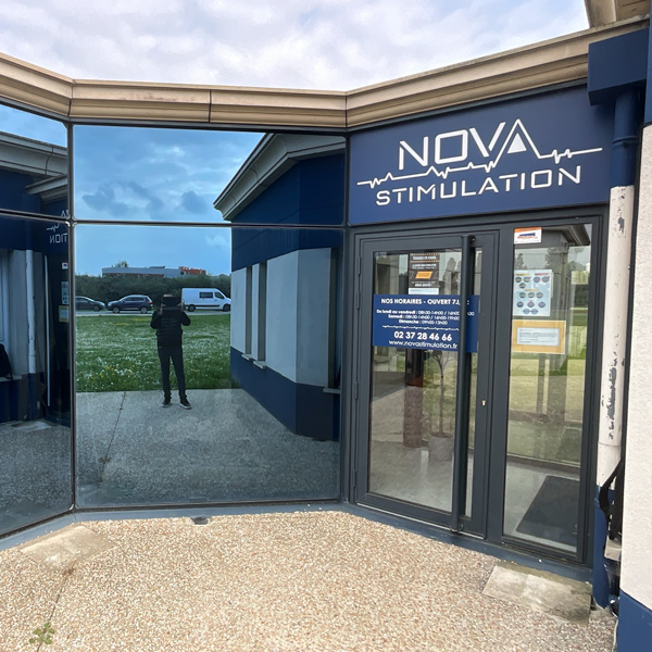vitrine-1-Accueil-propylees-avt vitrine-1-Accueil-propylees-avt